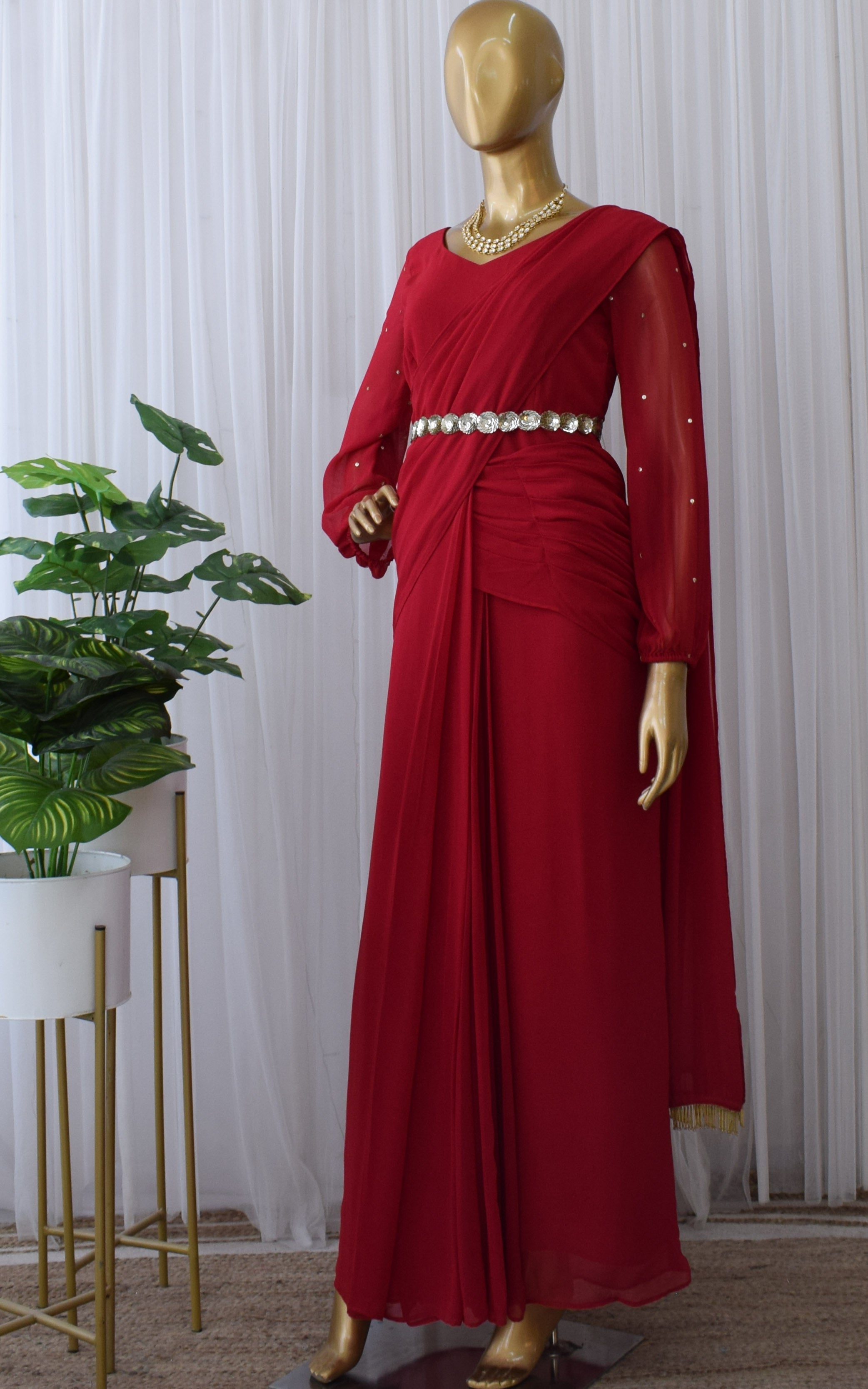 G103, Wine Shimmer Saree Gown, Size (XS-30 to XXXL-46) – Style Icon  www.dressrent.in